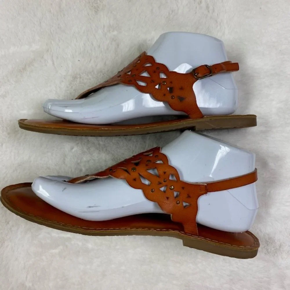 Rock & Candy by ZiGi Studded Cut‎ Out Thong Sandals, size 8.5